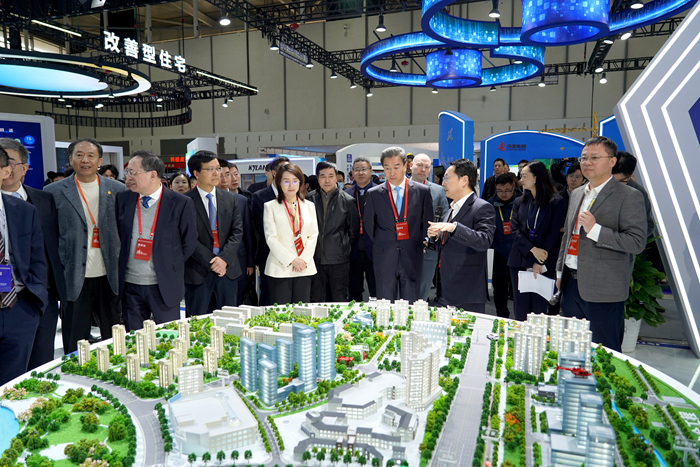 2025江蘇綠色低碳建筑國際博覽會隆重開幕